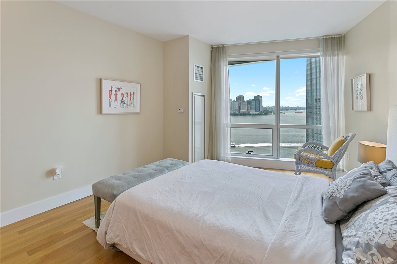 77 Hudson St 2309 Property Photo 8