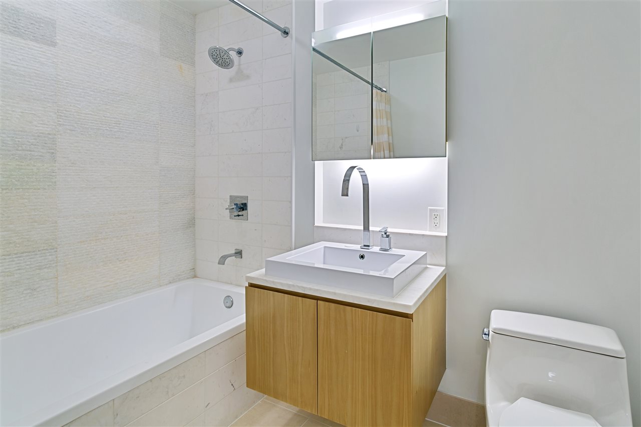 77 Hudson St 2309 Property Photo 9