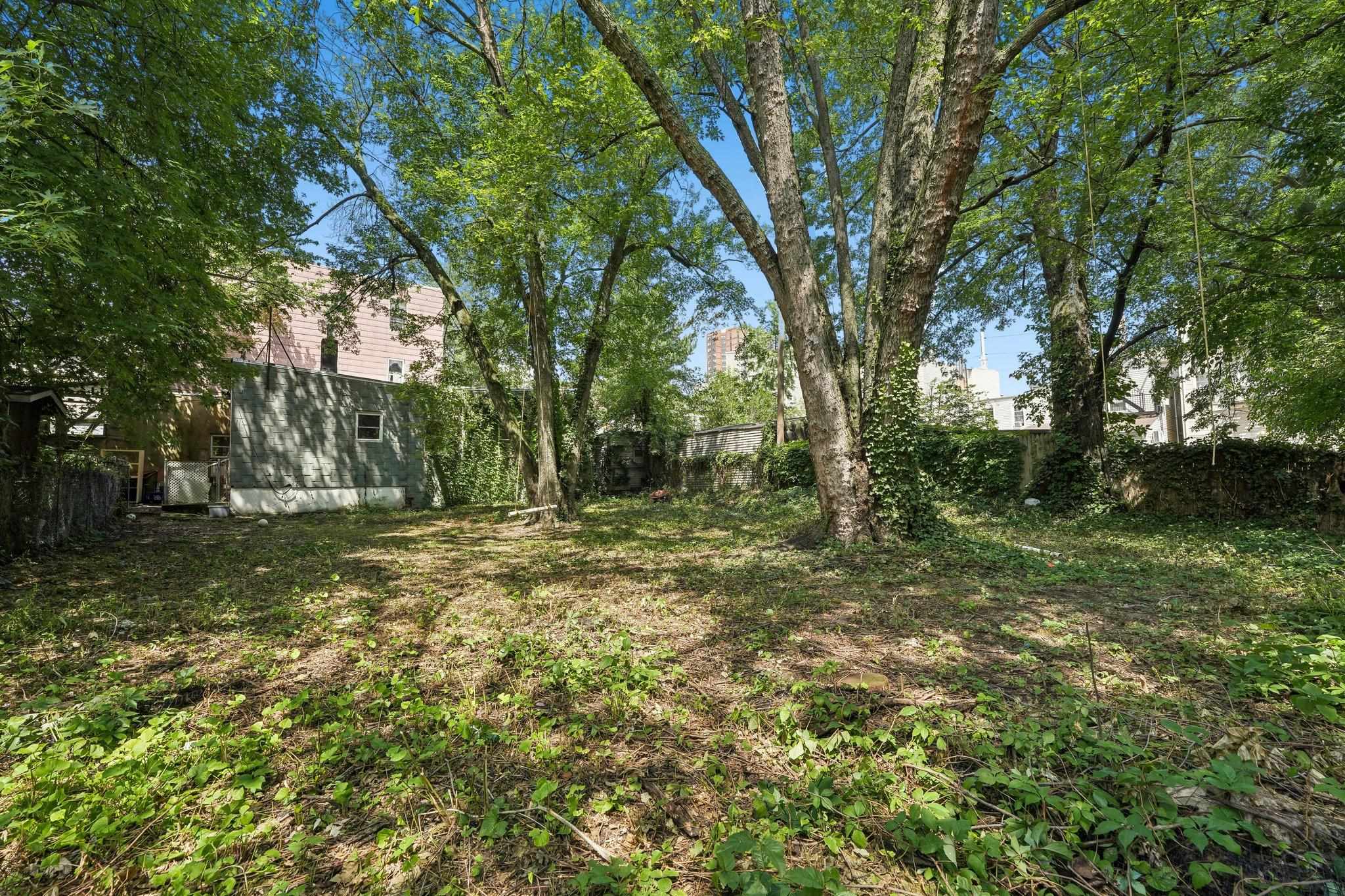 414 Monastery Pl Rear Property Photo 22