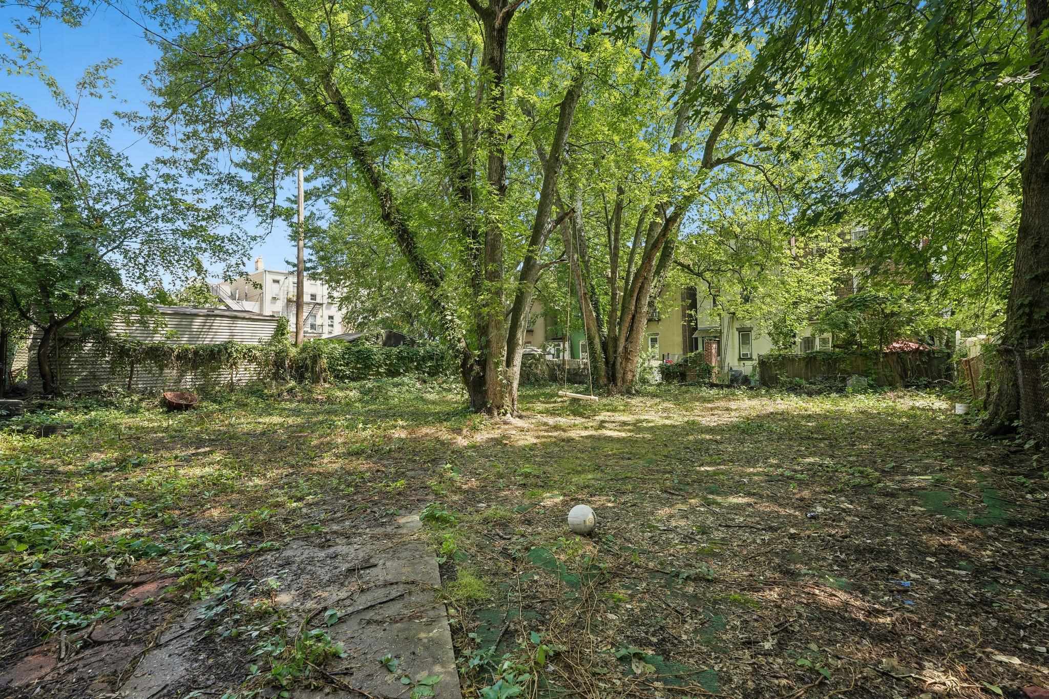 414 Monastery Pl Rear Property Photo 23