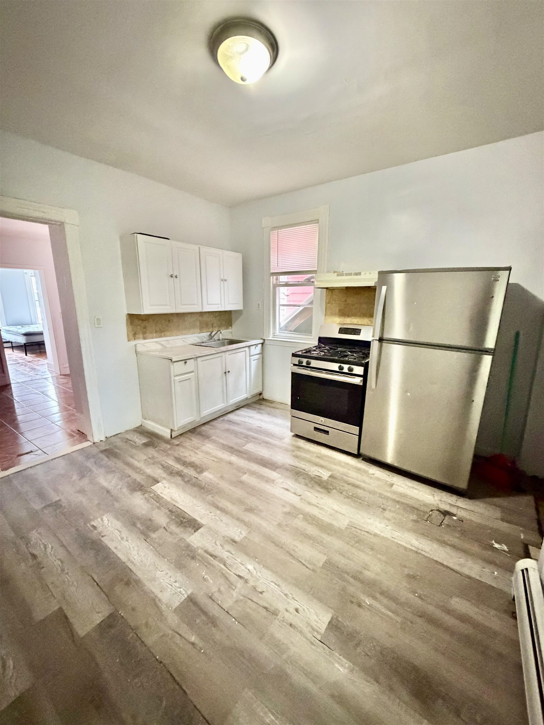 33 Fulton Ave 1 Property Photo 5