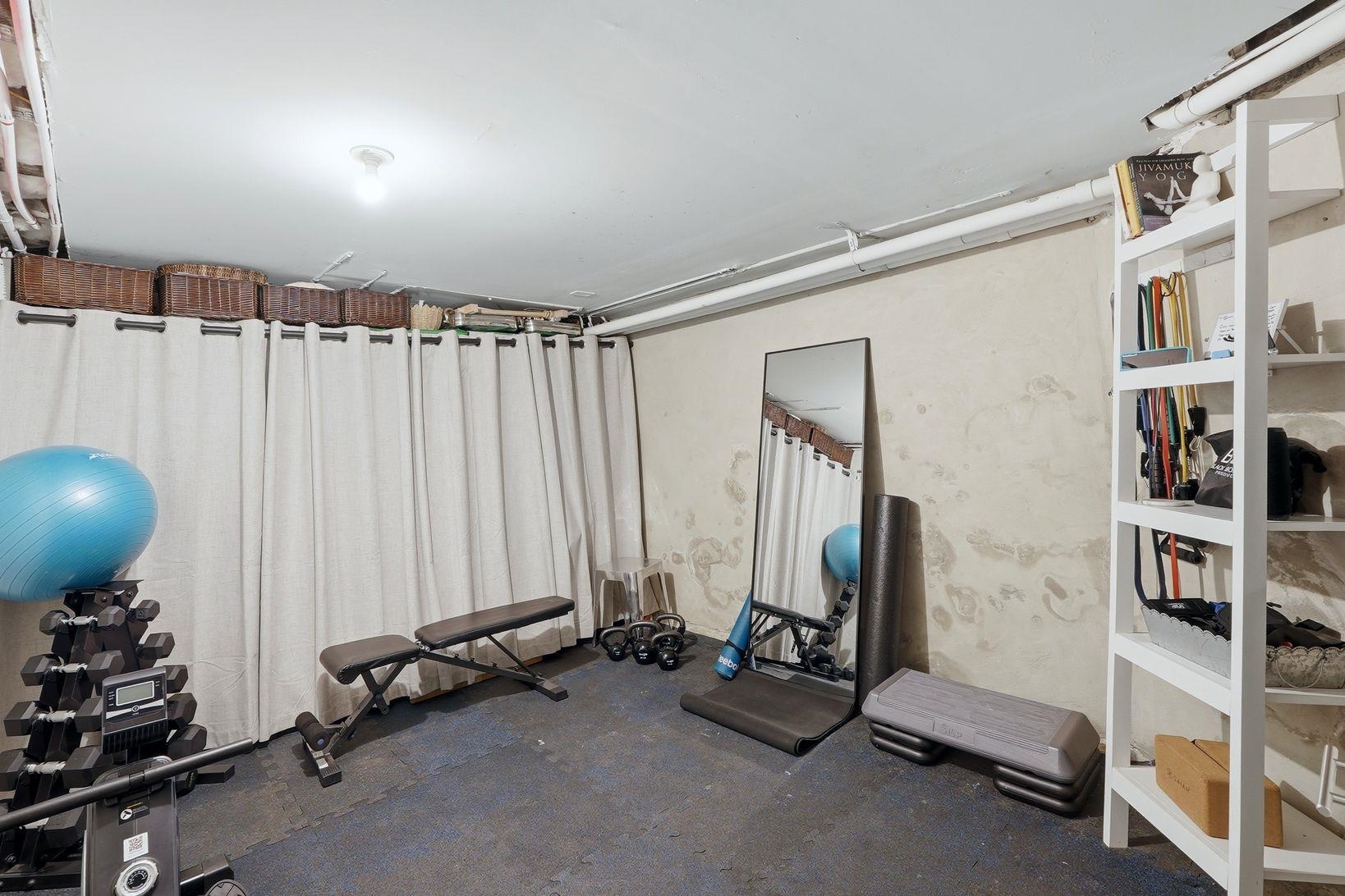 11 Jefferson Ave 1 Property Photo 25
