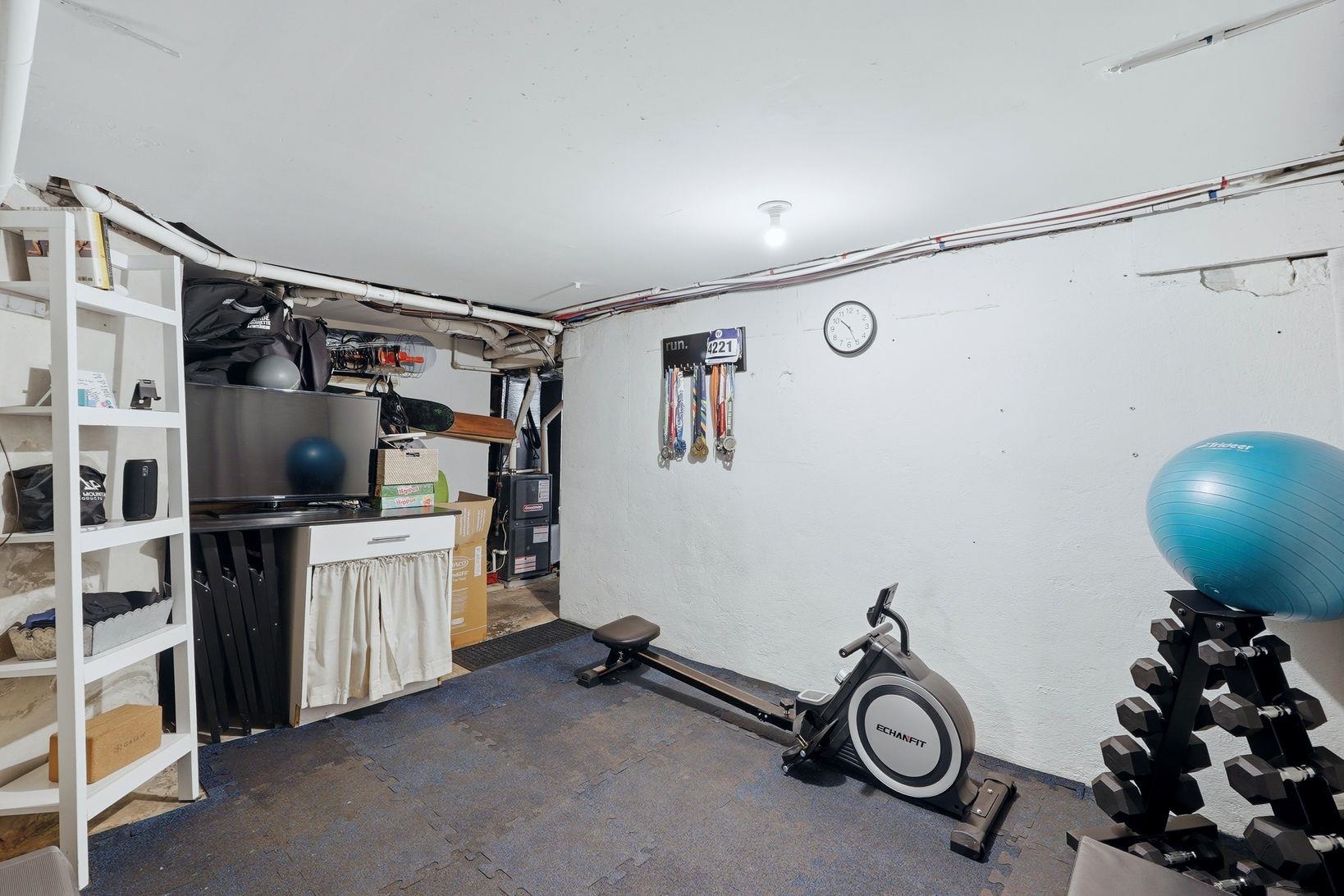 11 Jefferson Ave 1 Property Photo 26