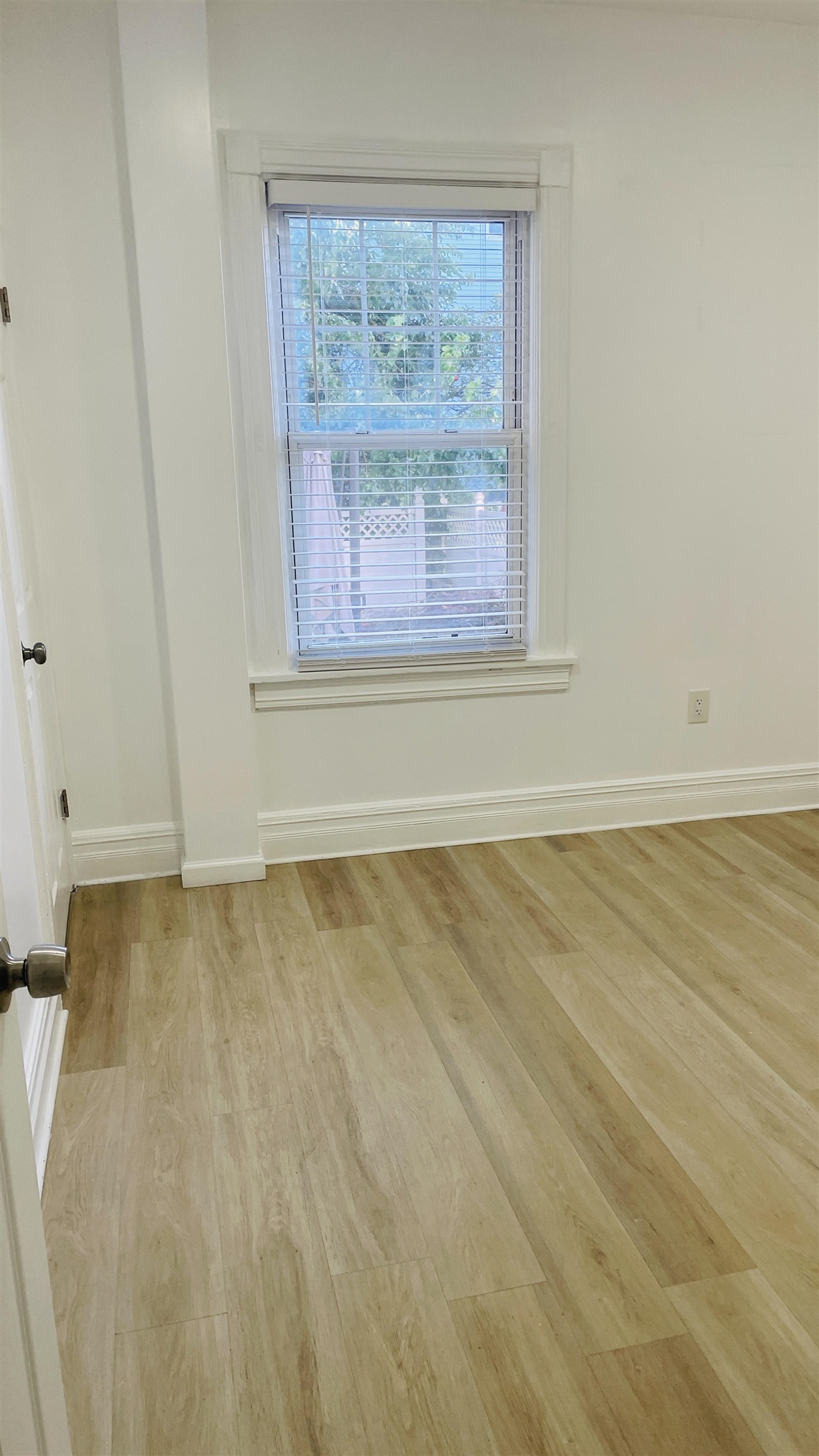 22 West 35th St 1 Property Photo 19