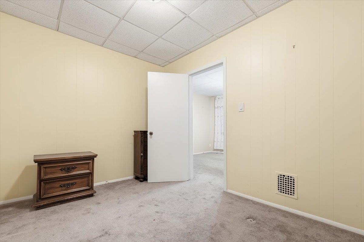 98 West 47th St 2 Property Photo 13