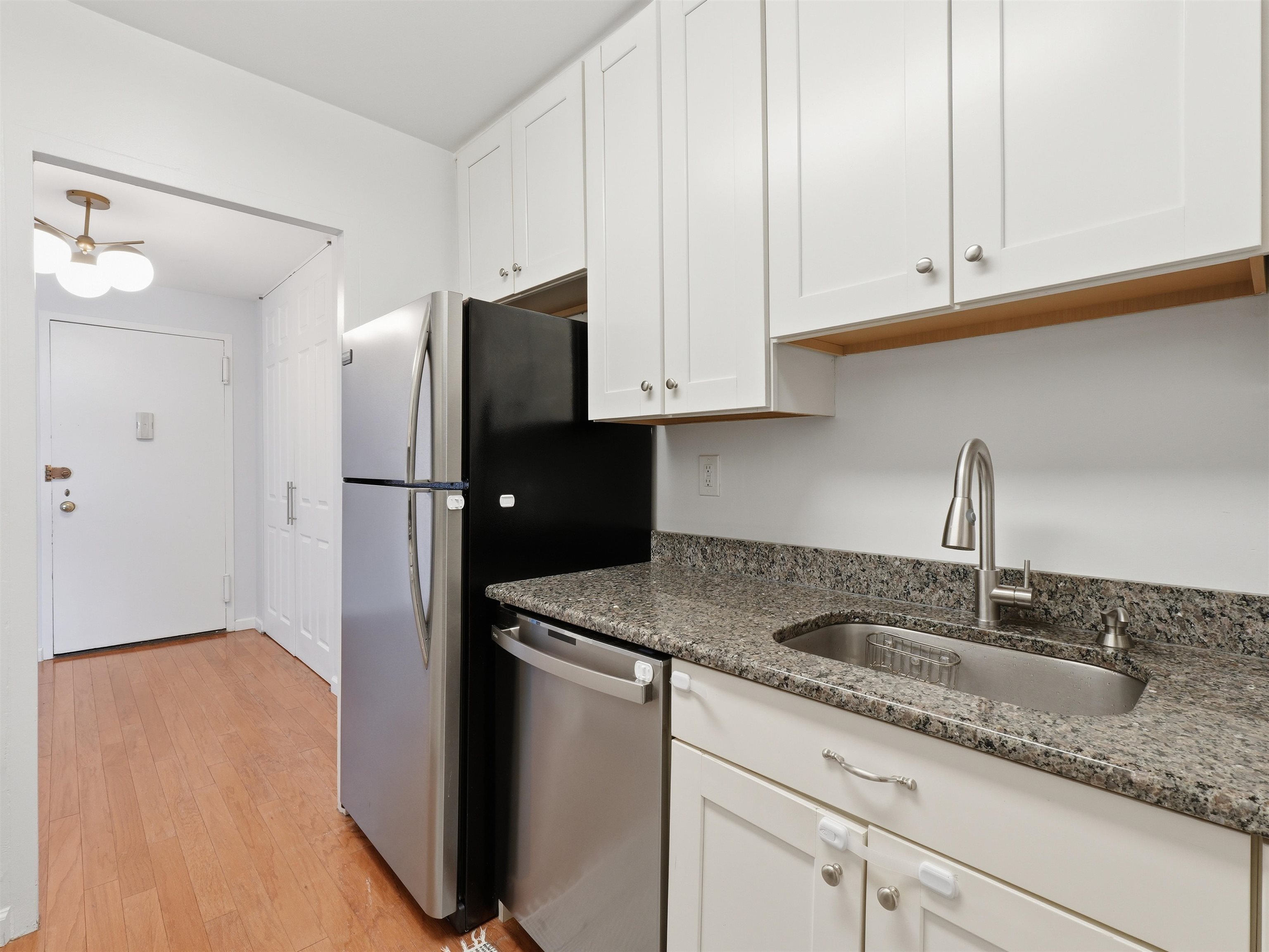 6600 Blvd East 19h Property Photo 15