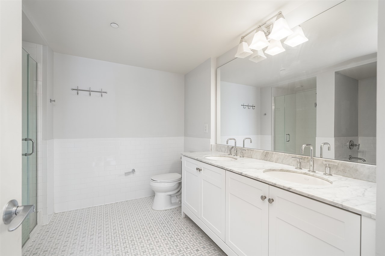 700 Grove St 6g Property Photo 17