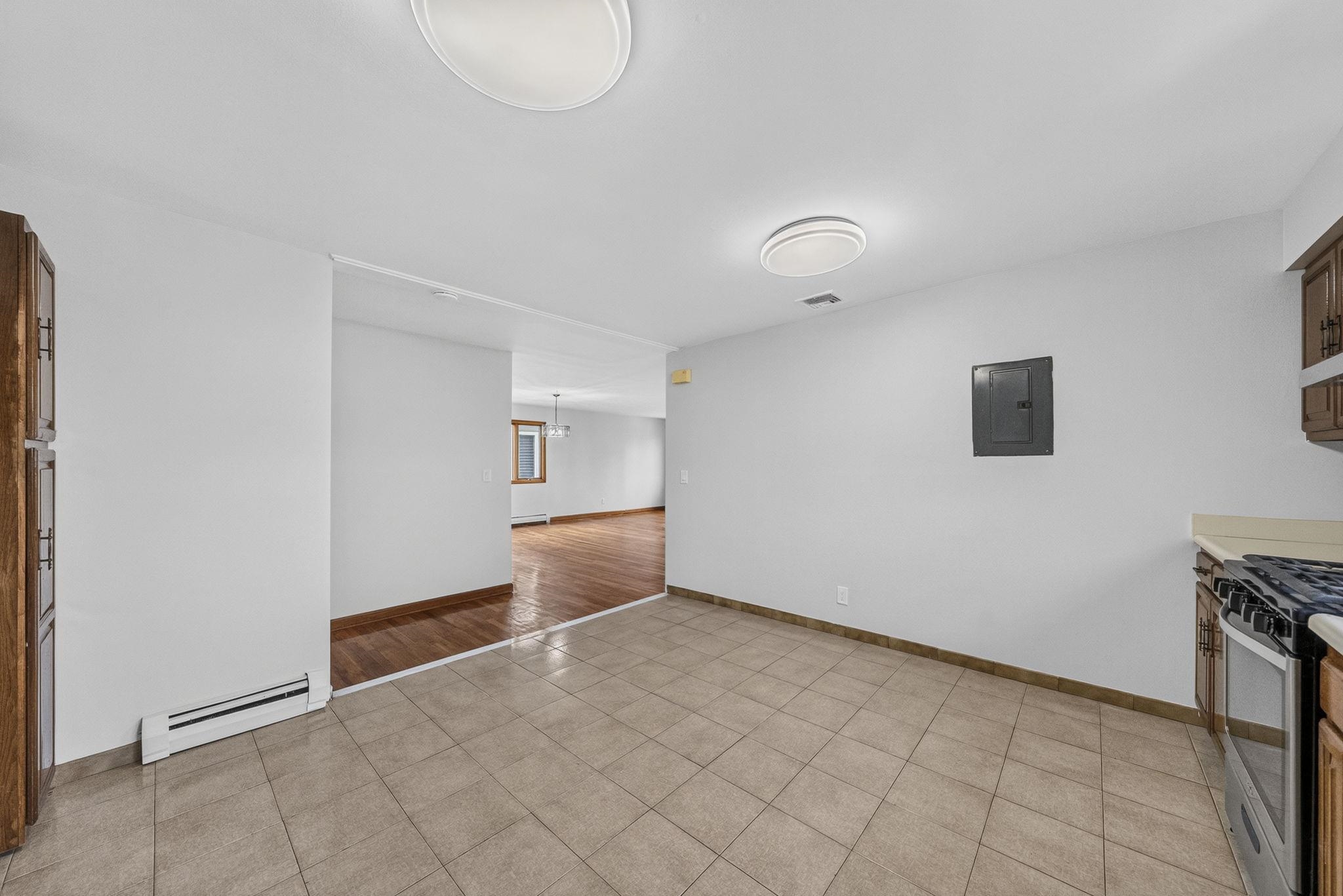 612 72nd St 2 Property Photo 11