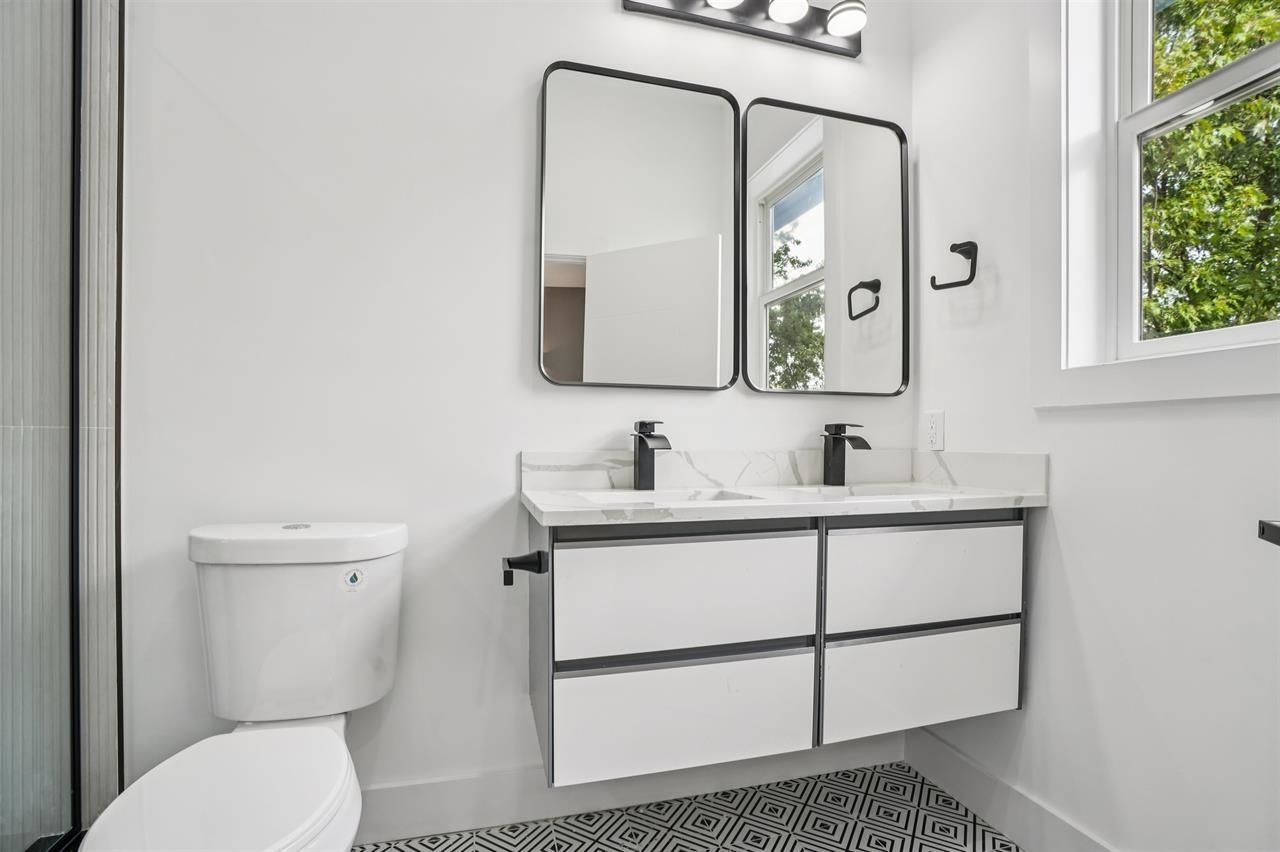 68 Thorne St 2 Property Photo 10