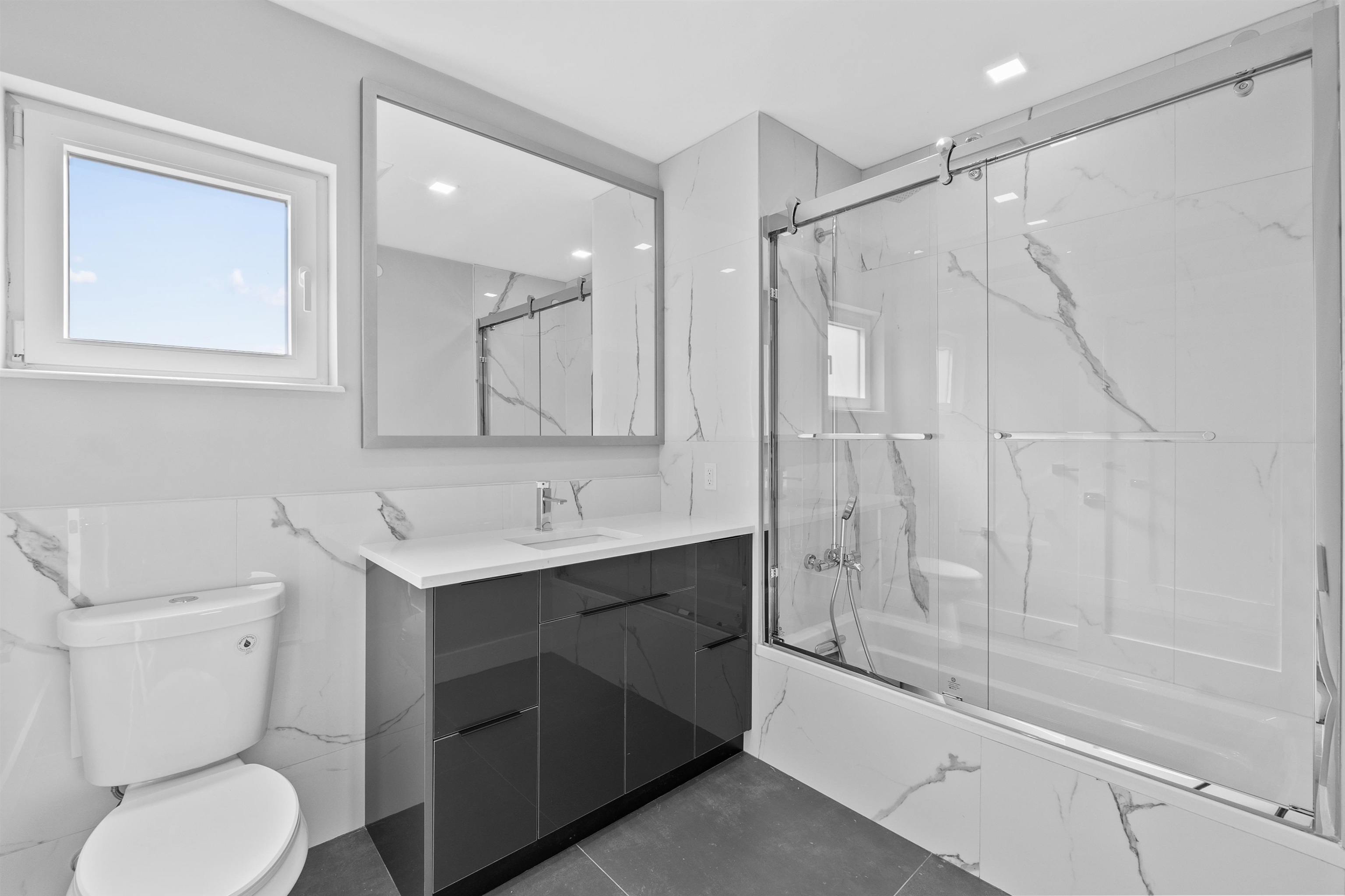 60-64 68th St 304 Property Photo 15