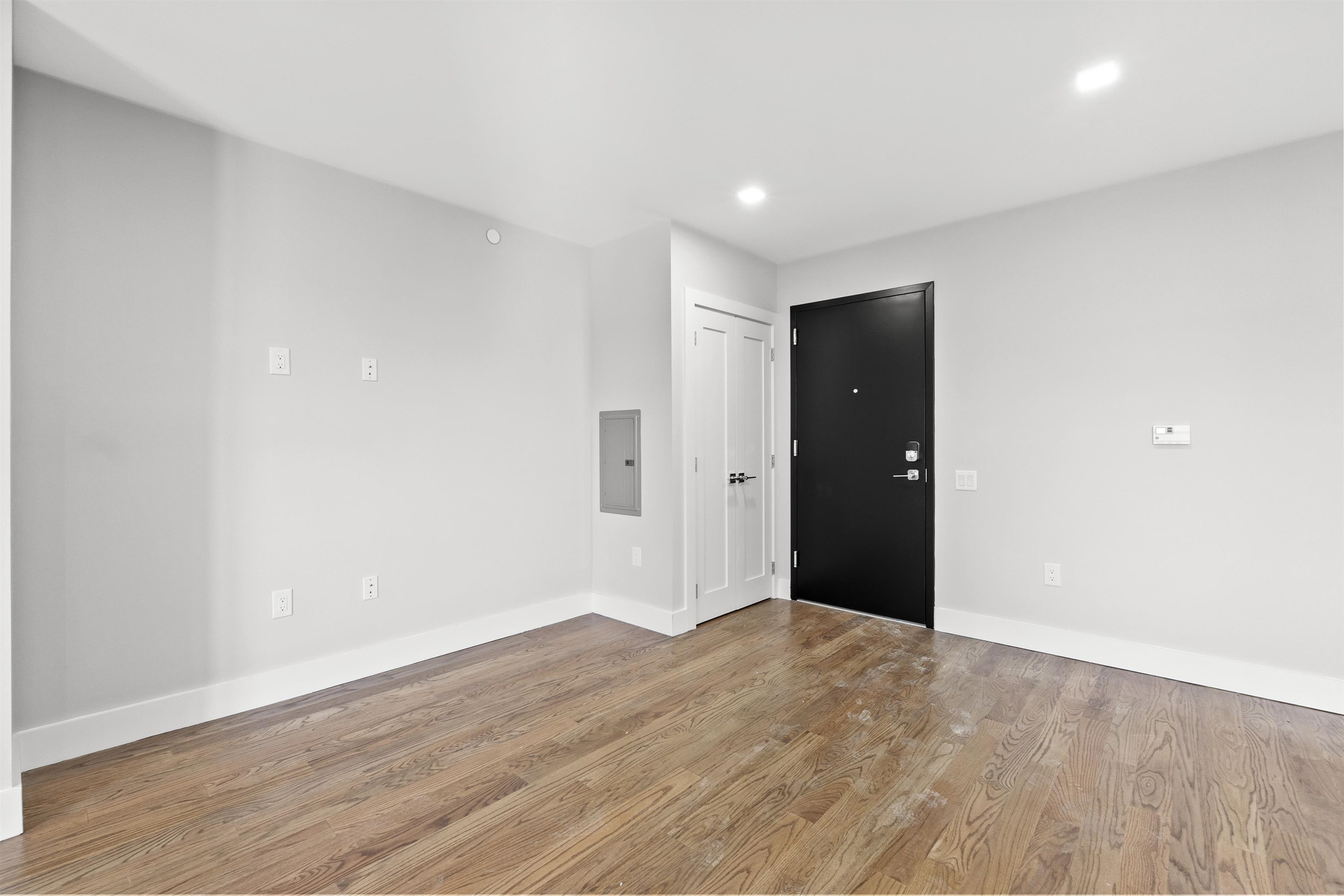 60-64 68th St 304 Property Photo 24