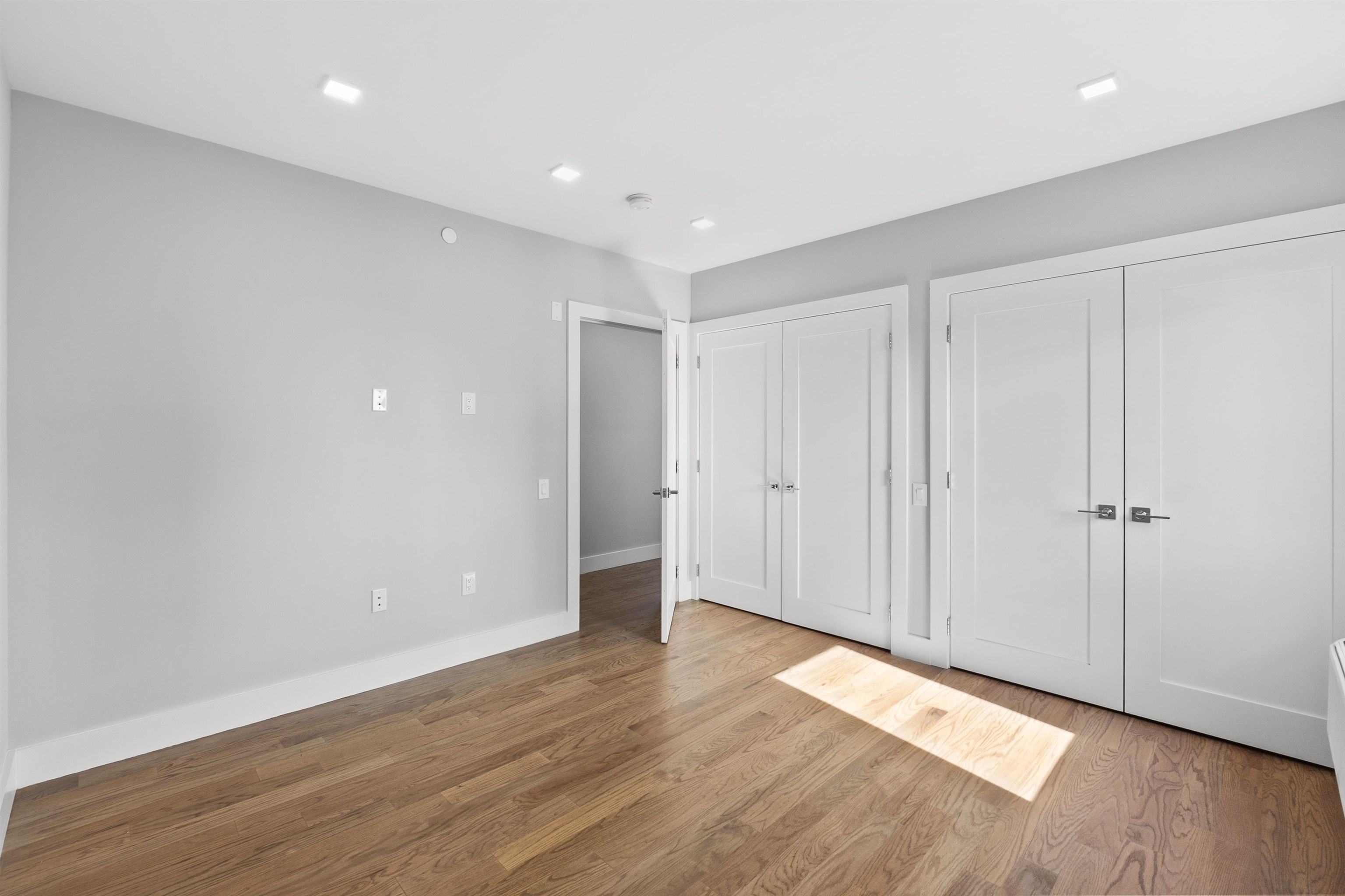 60-64 68th St 304 Property Photo 26