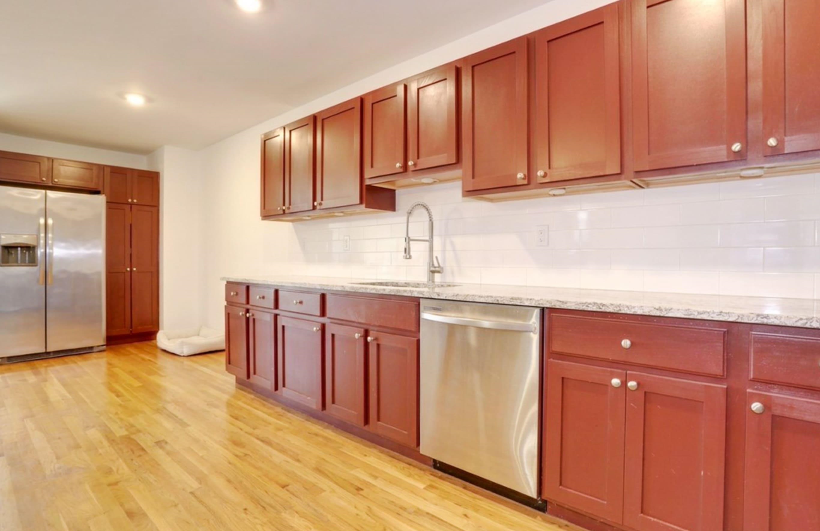 108 Claremont Ave 2 Property Photo 3