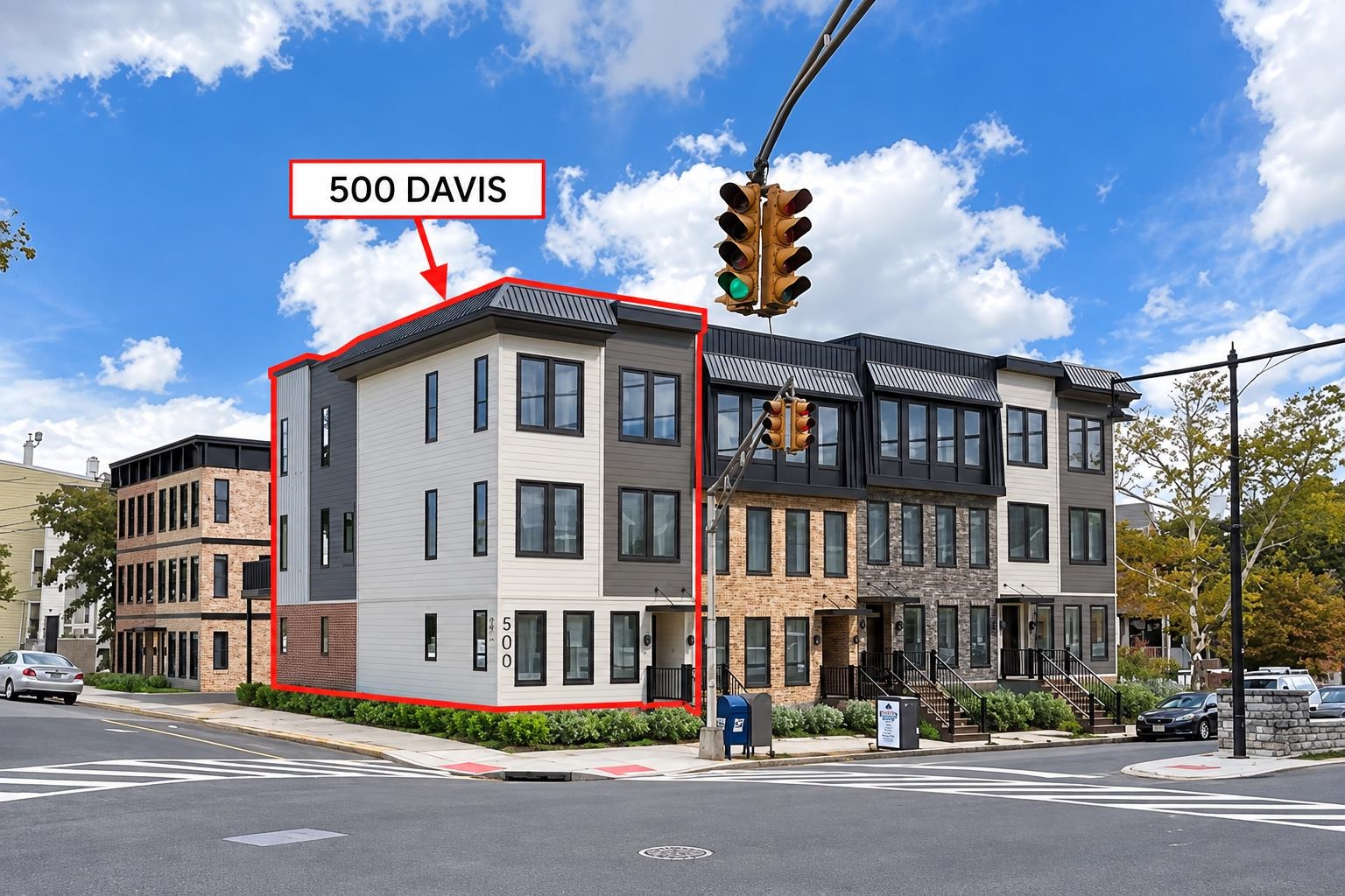 500 Davis Ave Property Photo 2