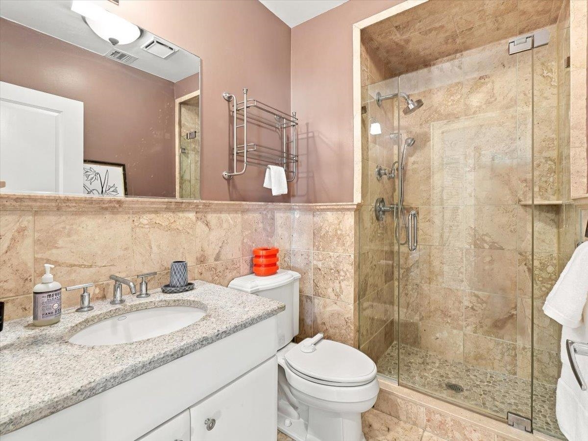 113 Willow Ave 2 Property Photo 15