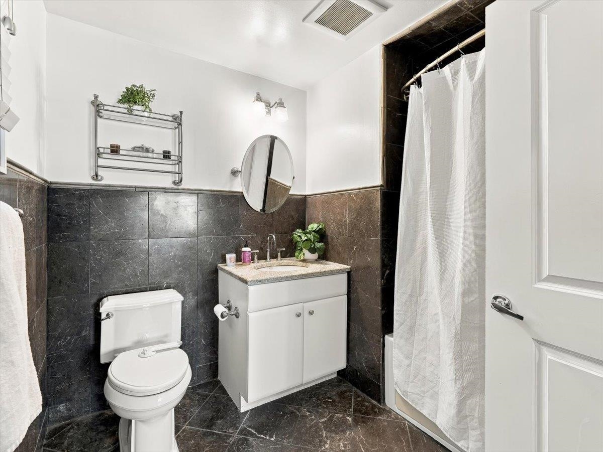 113 Willow Ave 2 Property Photo 27