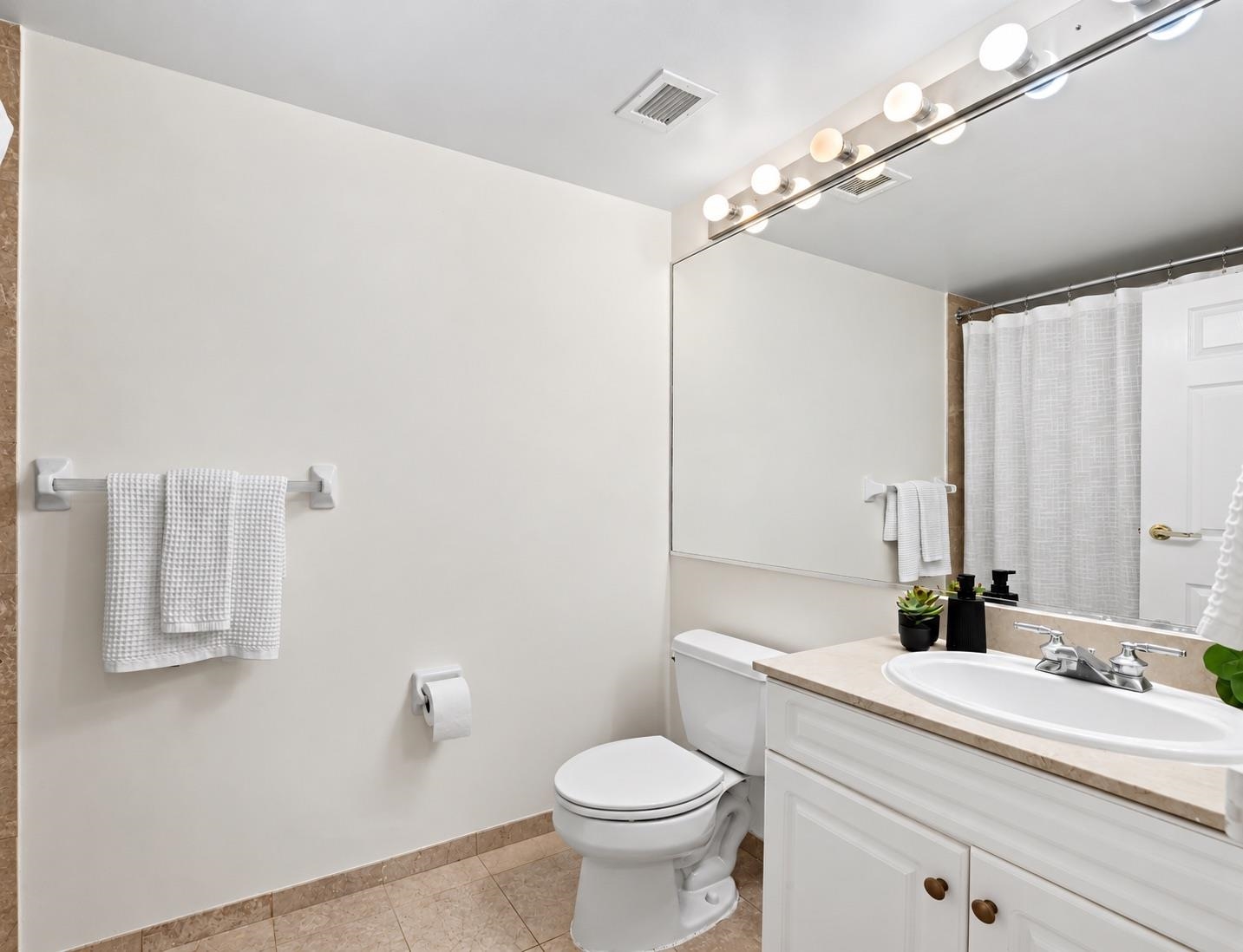 2 Constitution Ct 1008 Property Photo 11