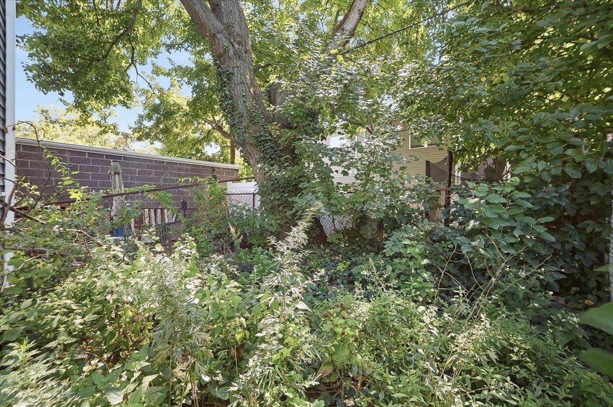 363 Forrest St Property Photo 31