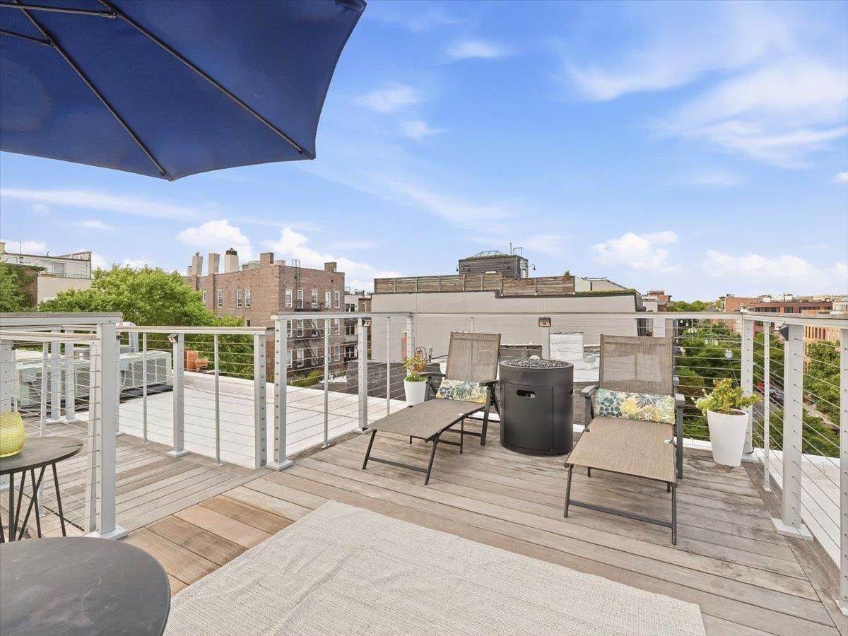 102 Park Ave 4 Property Photo 25