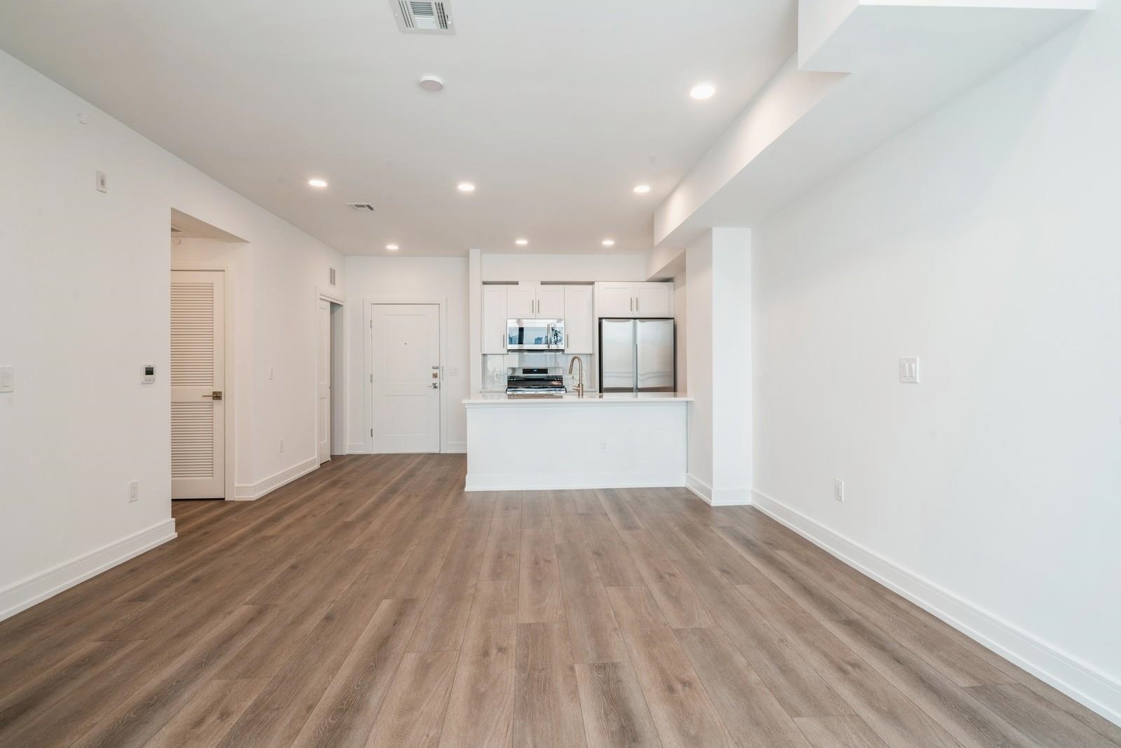 32 Jones St 403 Property Photo 18