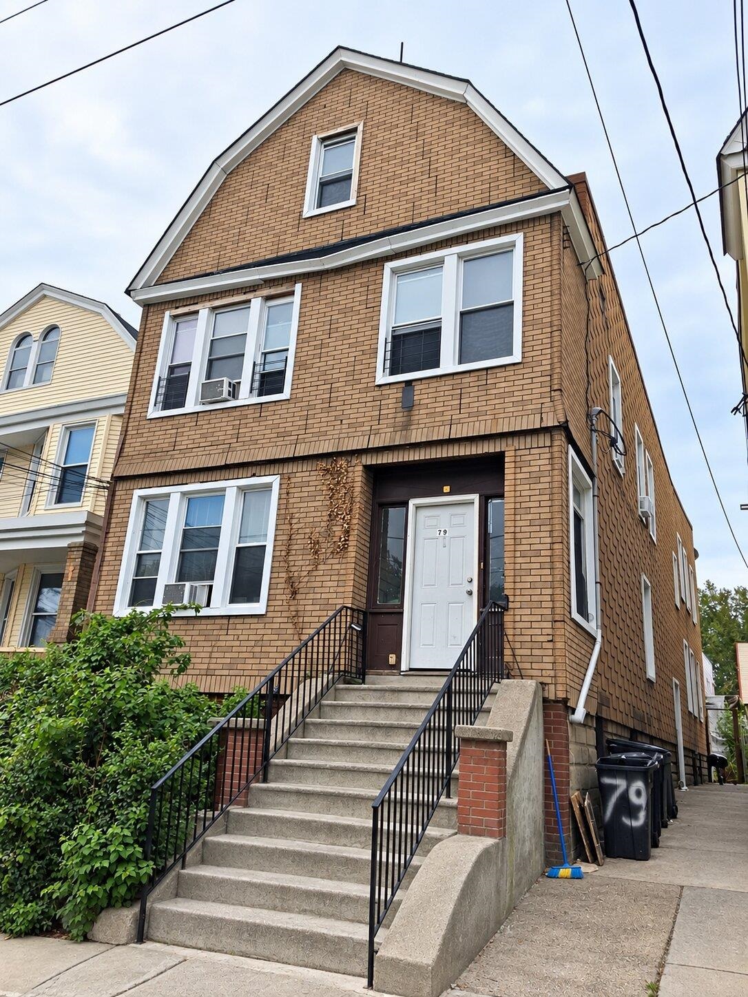 79 VAN NOSTRAND AVE Property Photo 1