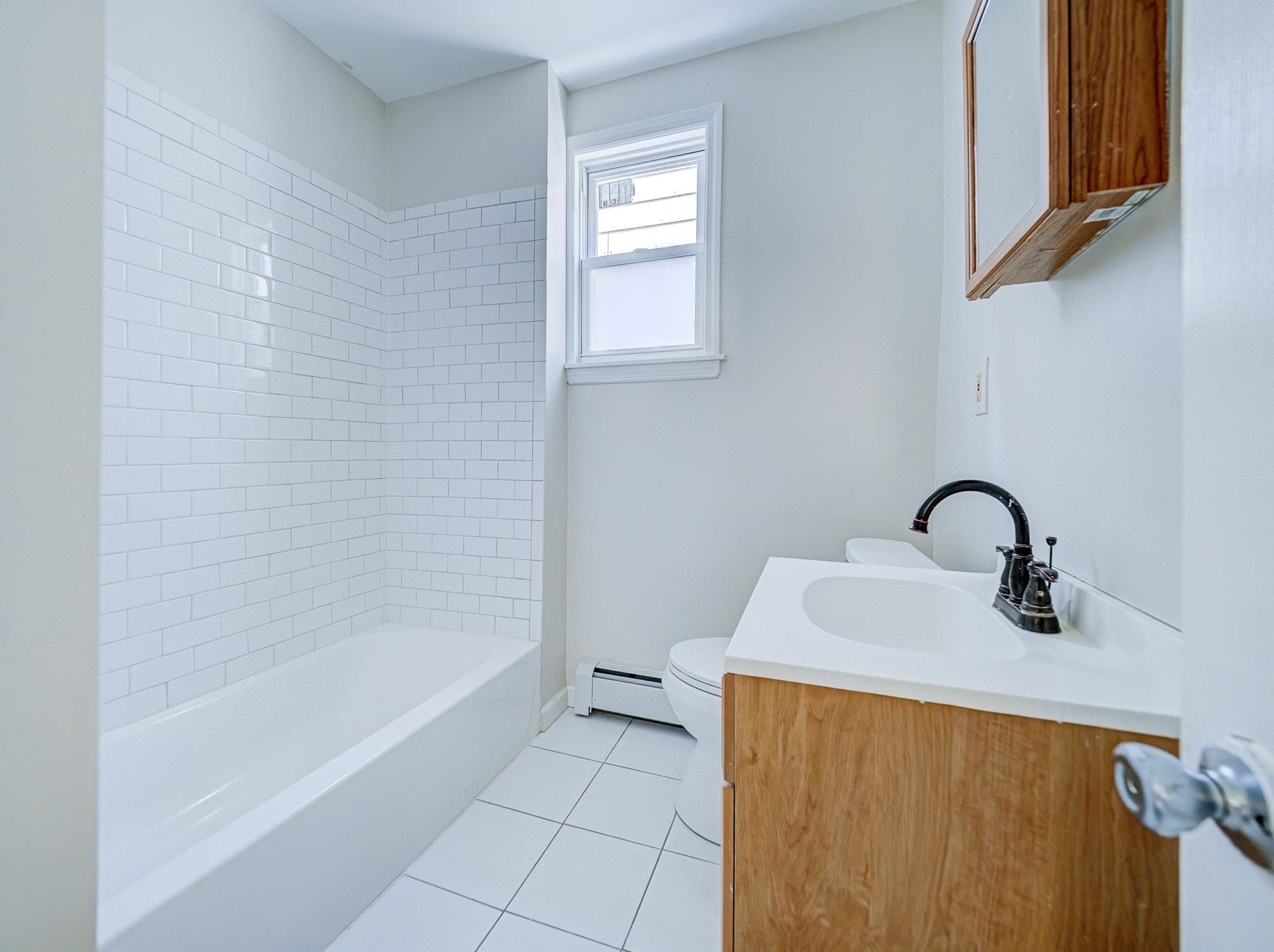 193 Clerk St 2 Property Photo 5