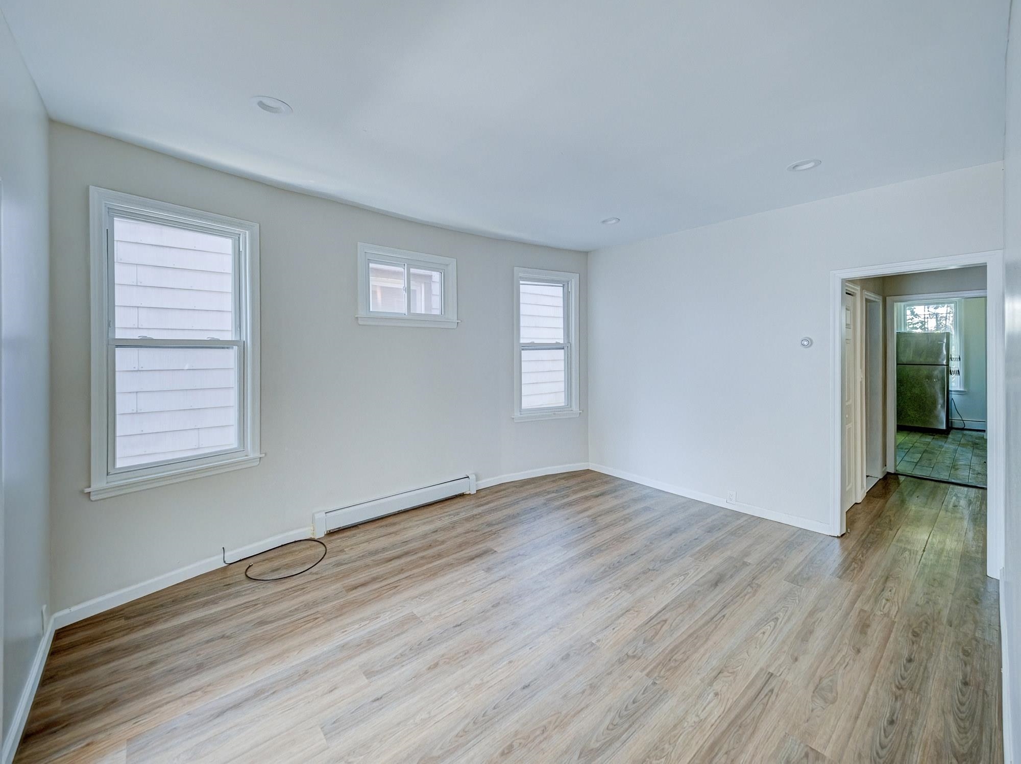 193 Clerk St 2 Property Photo 13