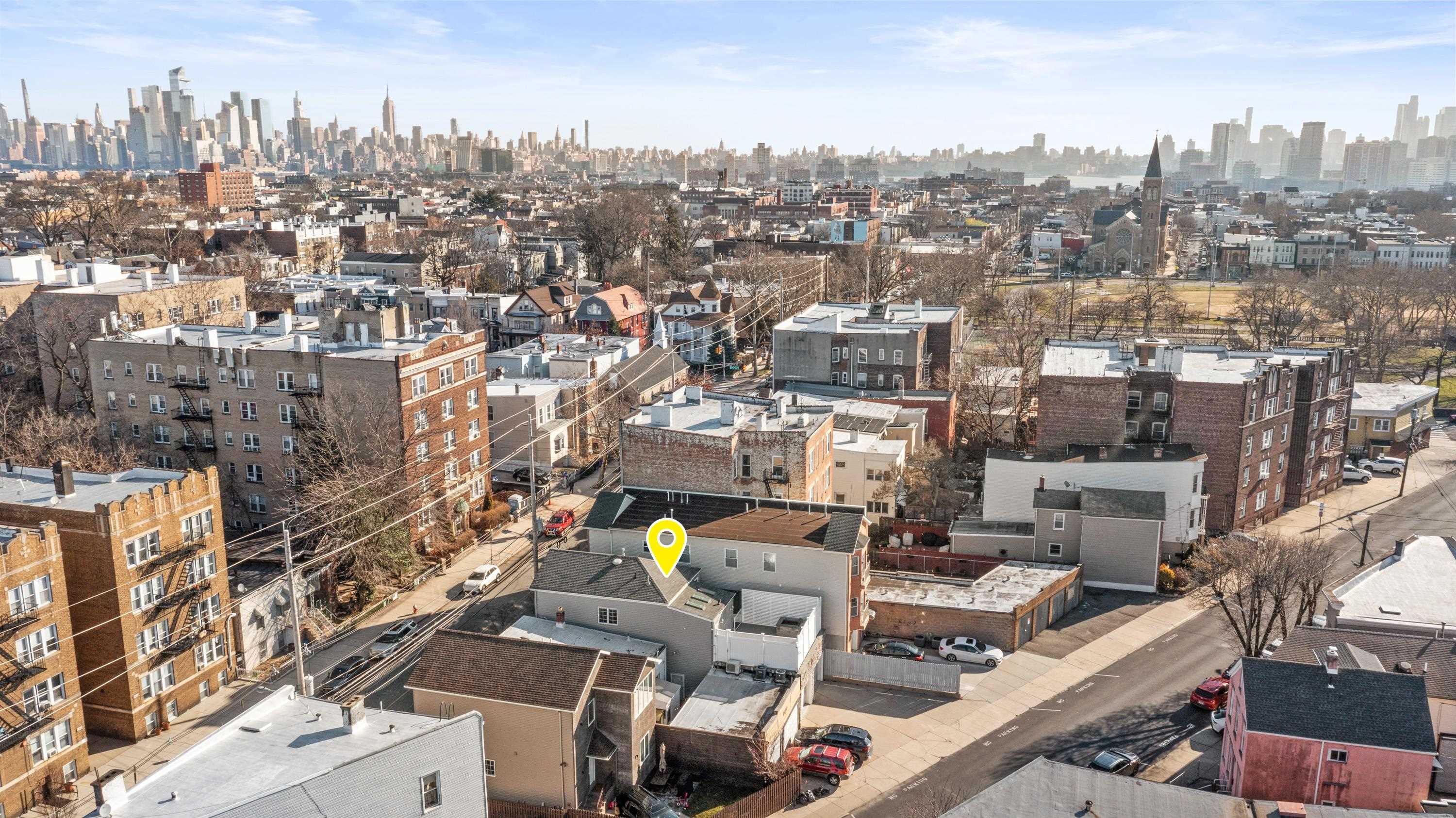 147 Manhattan Ave Property Photo 32