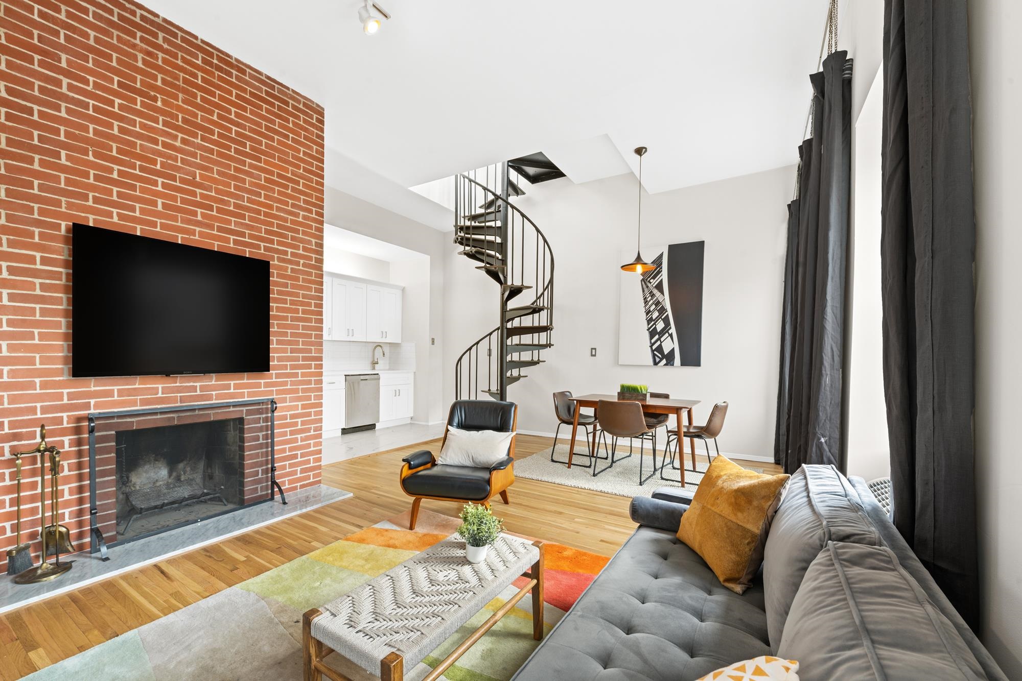 222 Grand St 4k Property Photo 6
