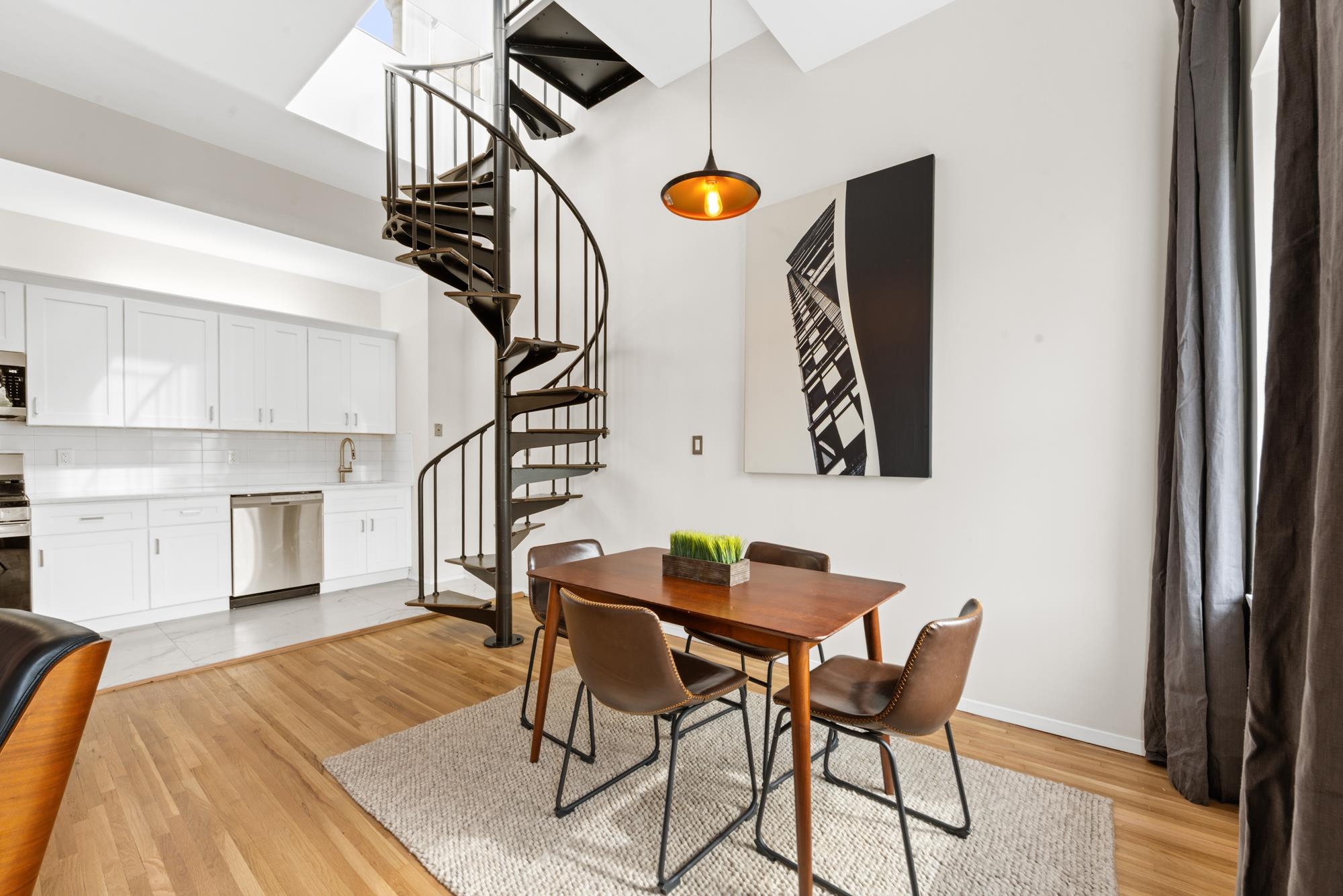 222 Grand St 4k Property Photo 11