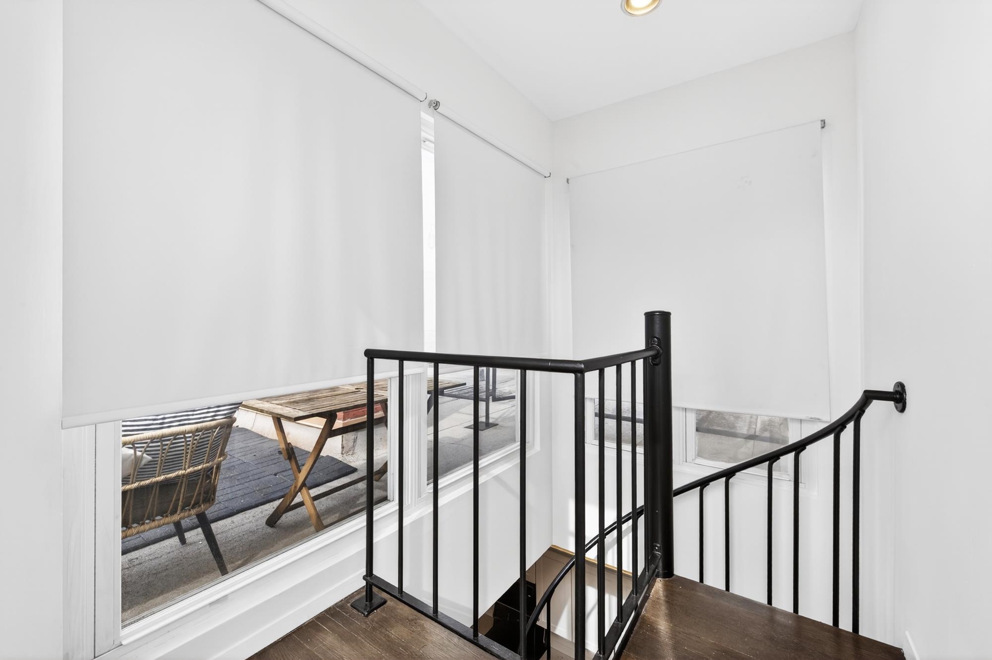 222 Grand St 4k Property Photo 23