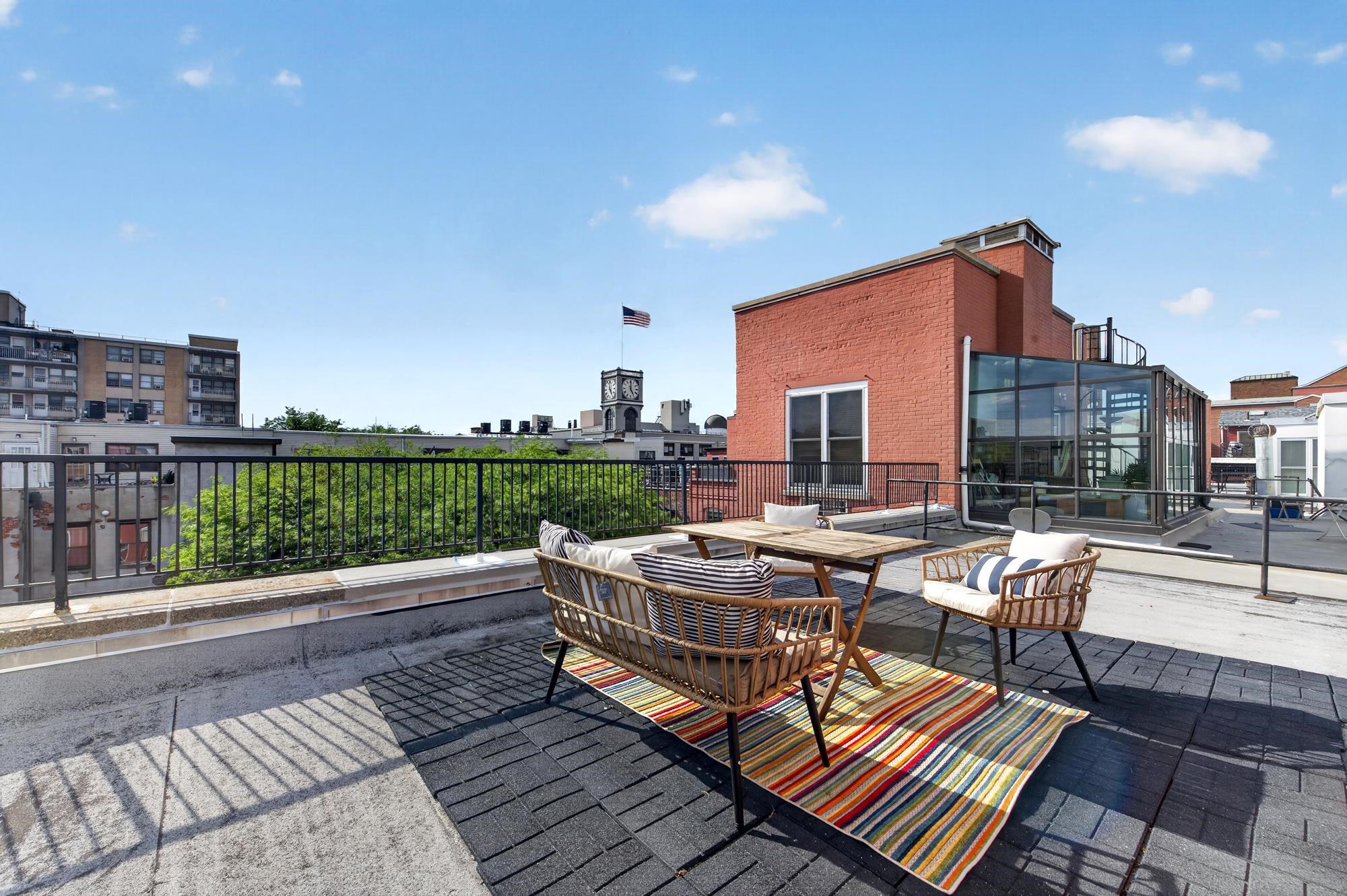 222 Grand St 4k Property Photo 24