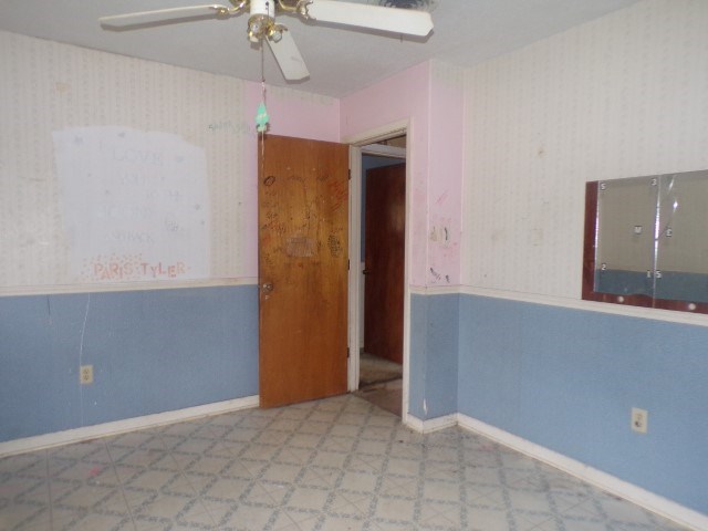 329 Shady Lane Property Photo 5