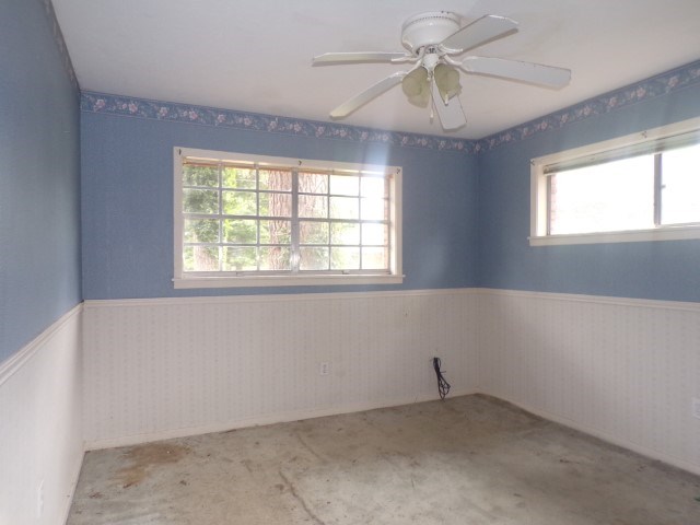329 Shady Lane Property Photo 6