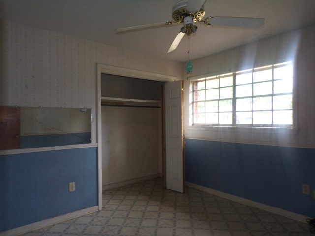329 Shady Lane Property Photo 7
