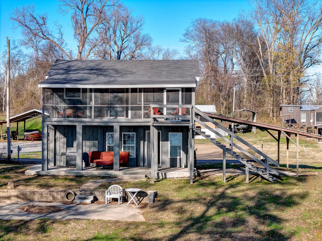 329 Sea Island Dr Property Photo 1