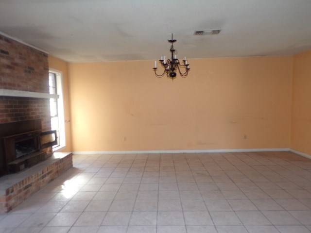 1060 Holt Dr Property Photo 6