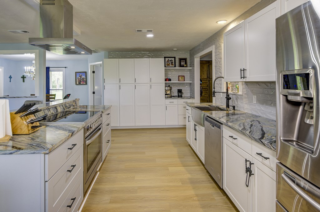 5285 Williamson Rd Property Photo 15