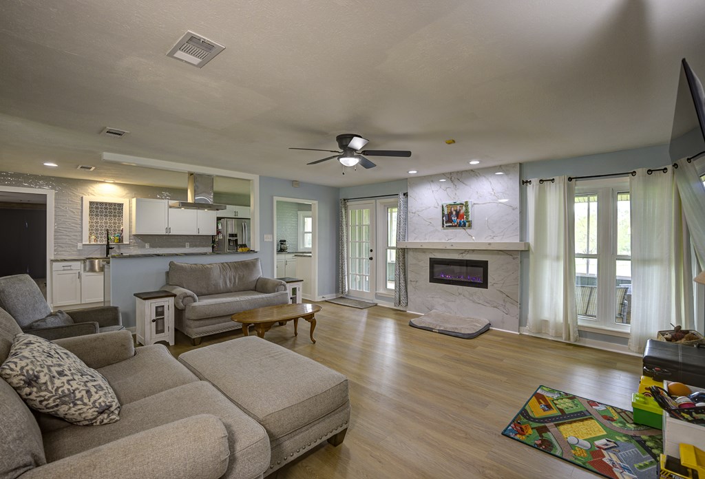 5285 Williamson Rd Property Photo 24