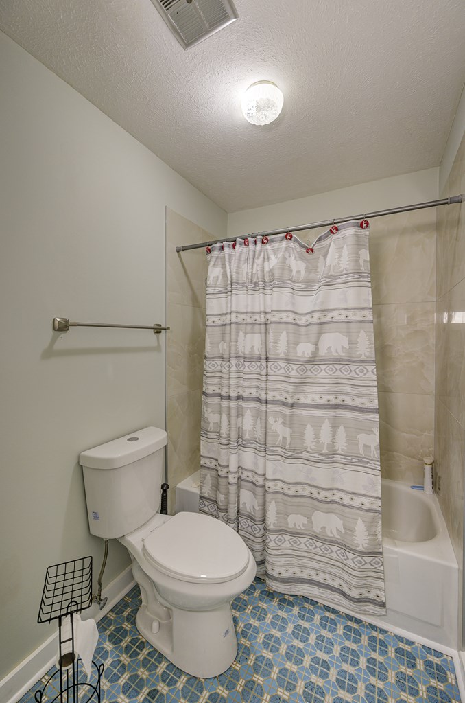 5285 Williamson Rd Property Photo 38