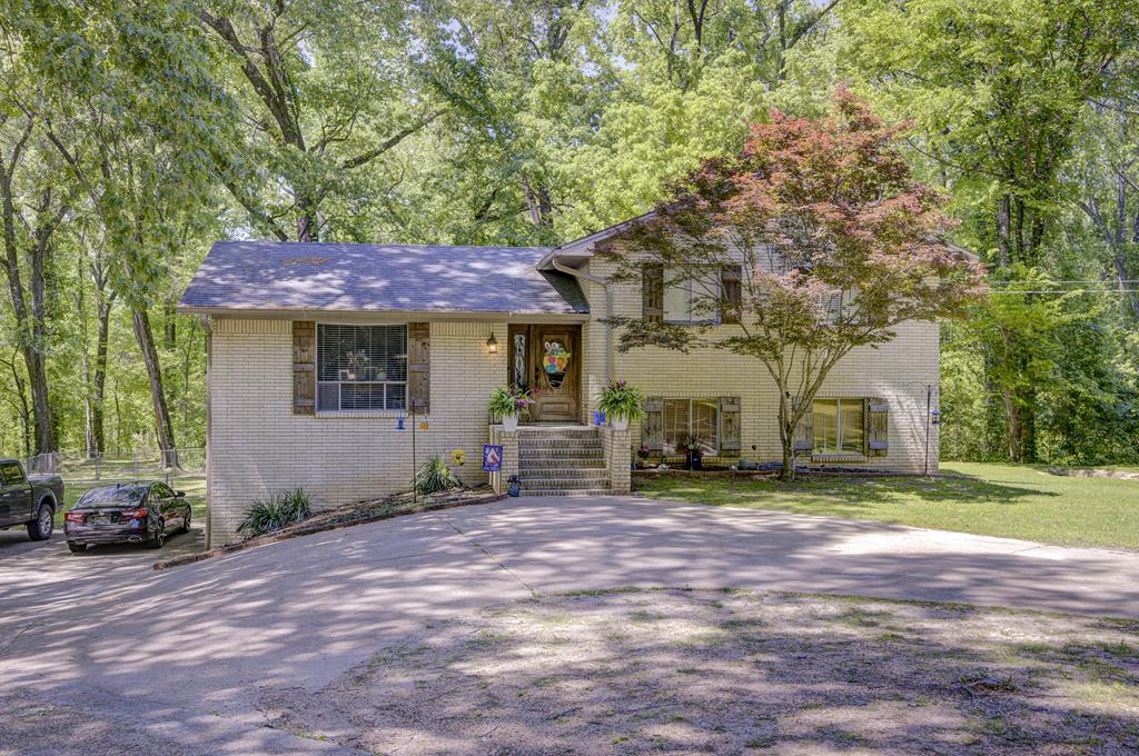10 Indian Hills Road Property Photo 1