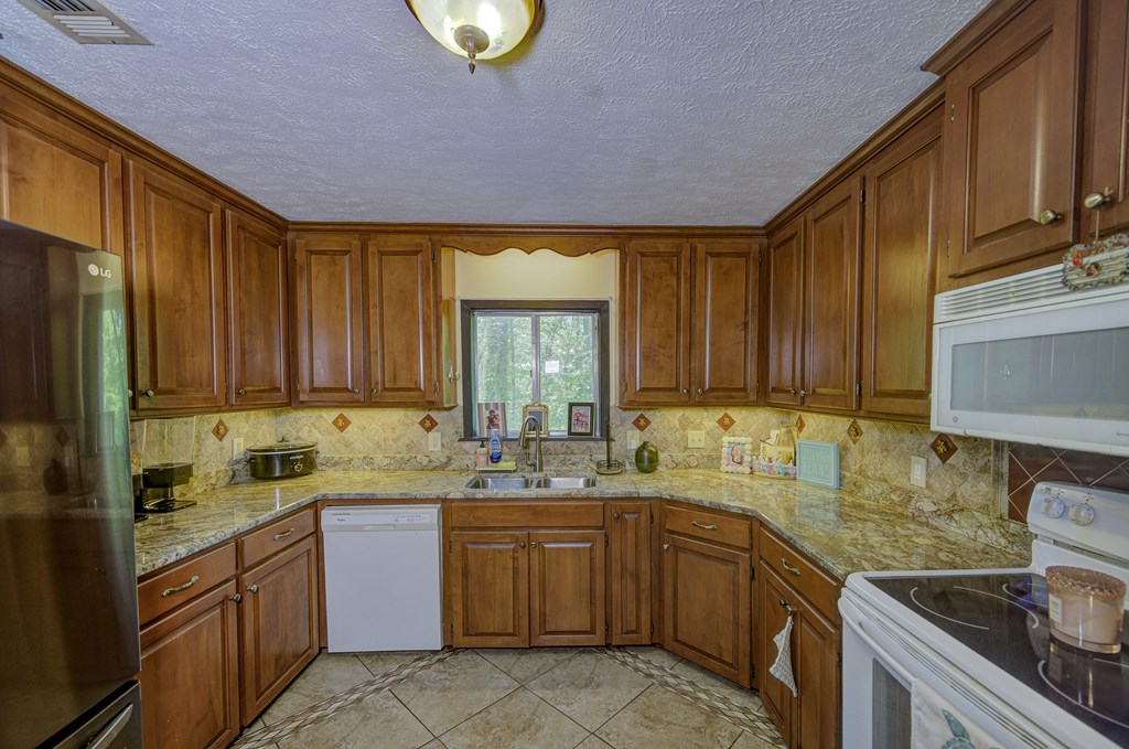 10 Indian Hills Road Property Photo 16