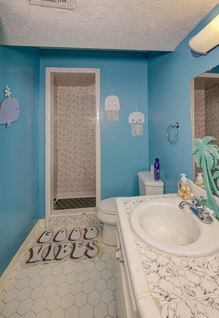 10 Indian Hills Road Property Photo 26