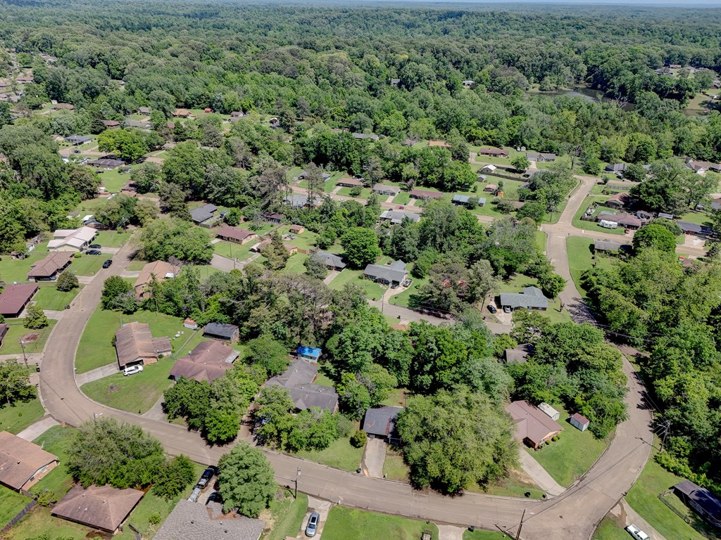 106 Allendale Dr Property Photo 33