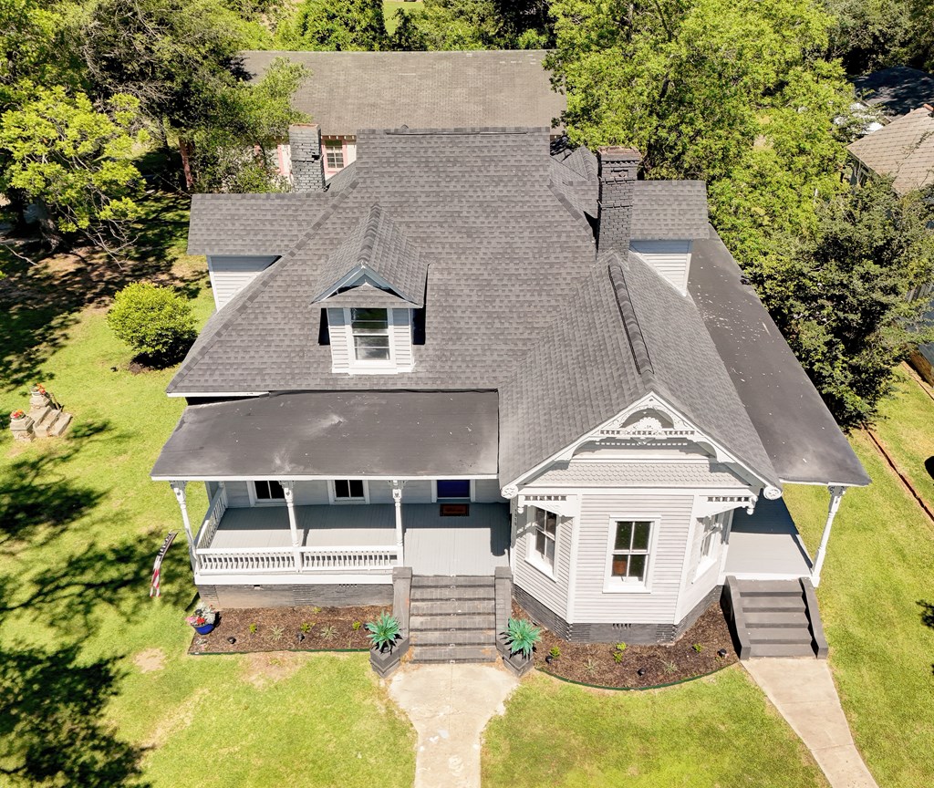 1010 Church Property Photo 5