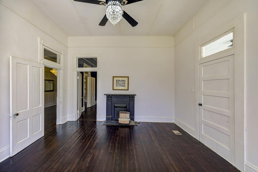 1010 Church Property Photo 22