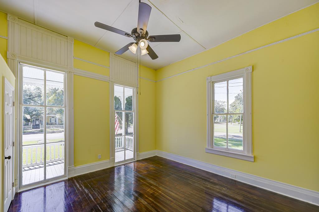 1010 Church Property Photo 28