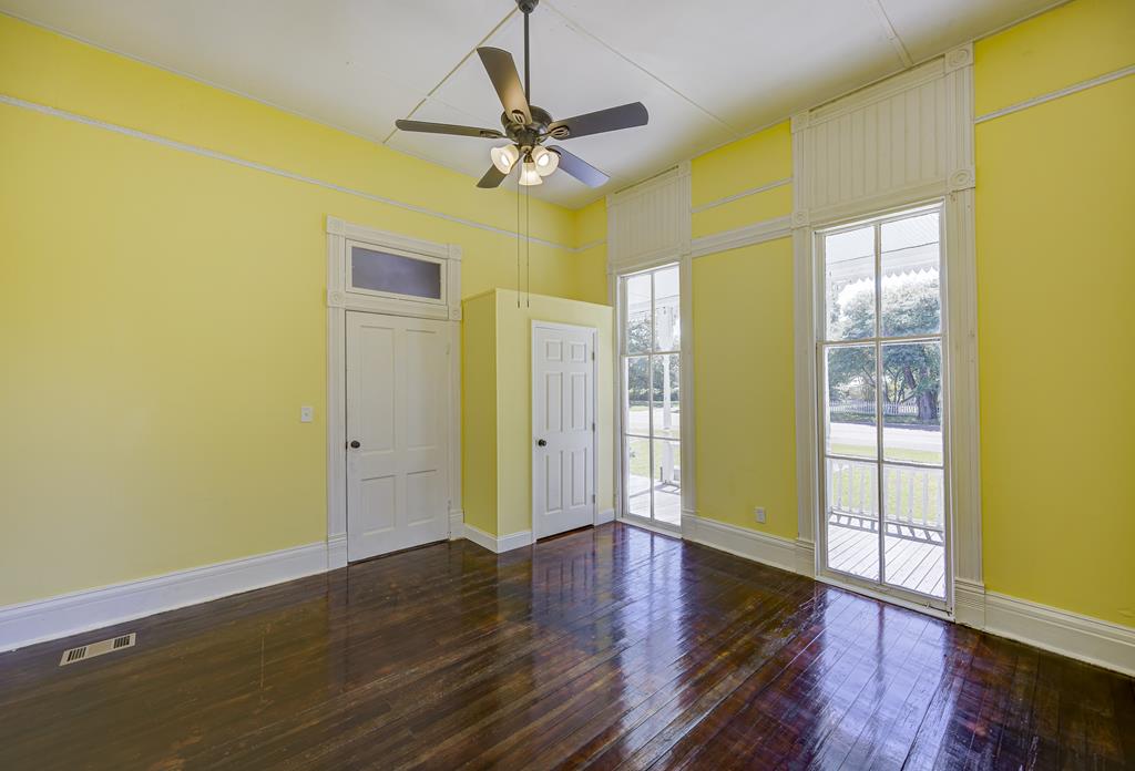 1010 Church Property Photo 30