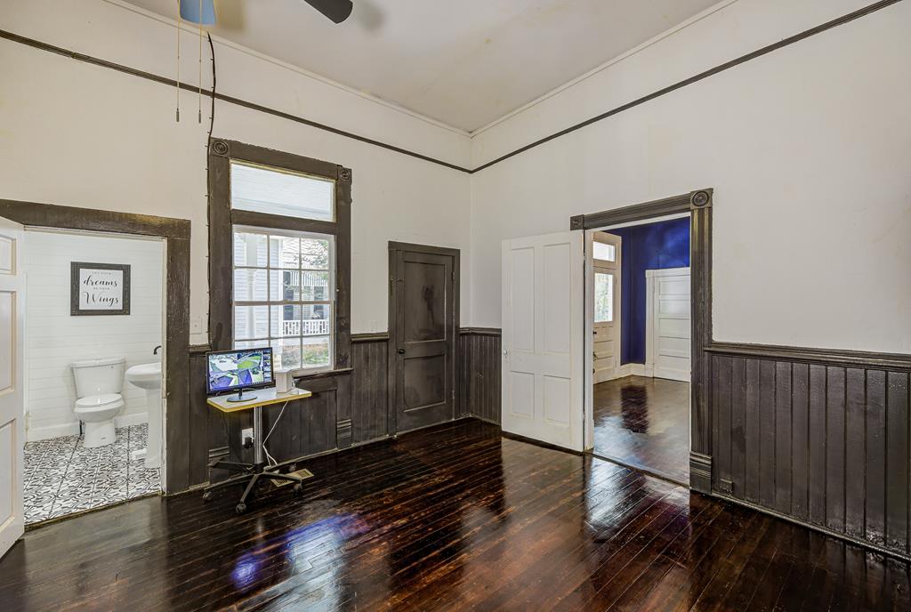 1010 Church Property Photo 49