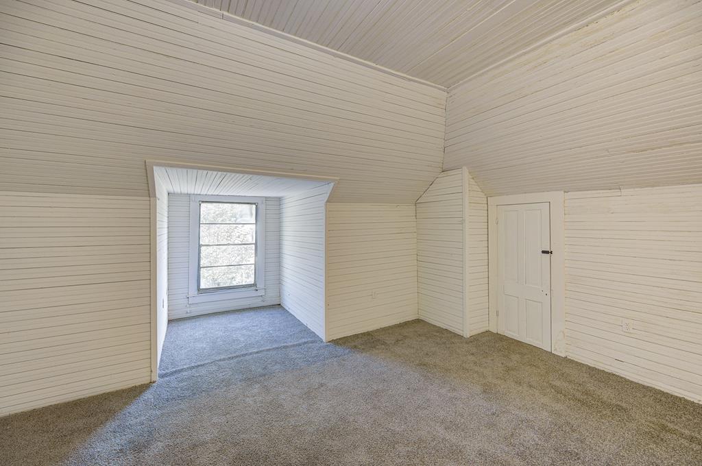 1010 Church Property Photo 57